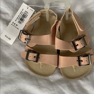 NWT Old Navy Sandals 3-6 months